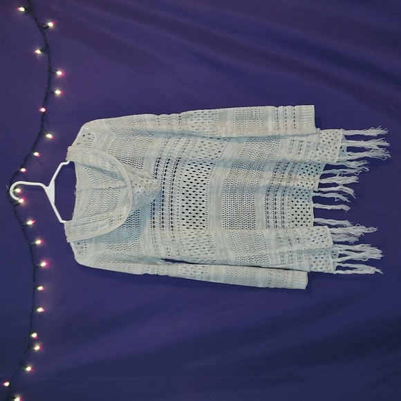 Sadie Robertson Sweater Cardigan - Picture 3 of 4